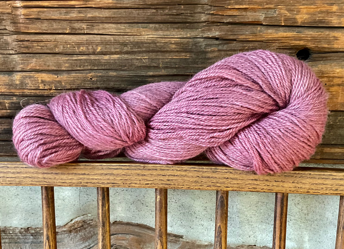 Fingering - BFL/GOTLAND "Avocado, Cochineal”
